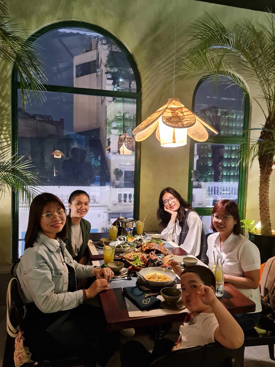 Tiệc tiếp khách, gia đình, nhóm bạn (từ 5-20 người) - 1