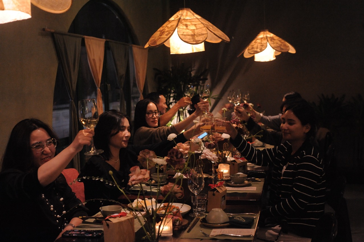 Không gian Lá Lốt